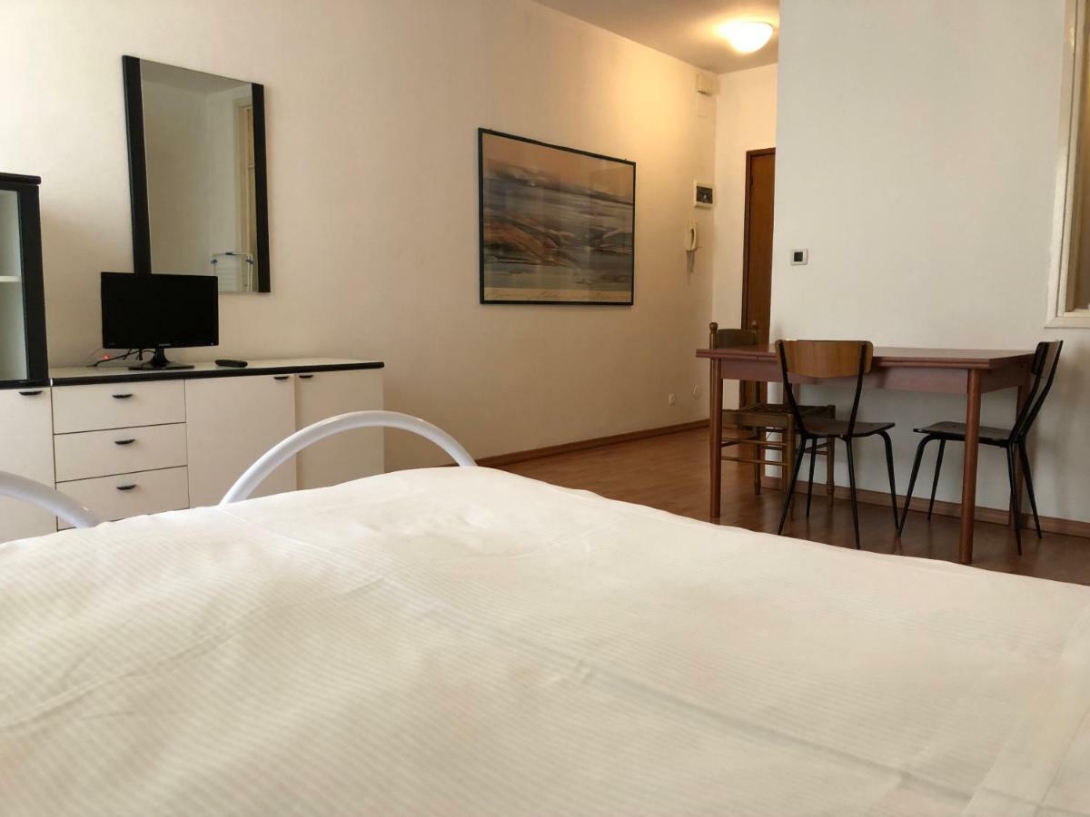 M14 Duomo Apartments ปาโดวา ภายนอก รูปภาพ